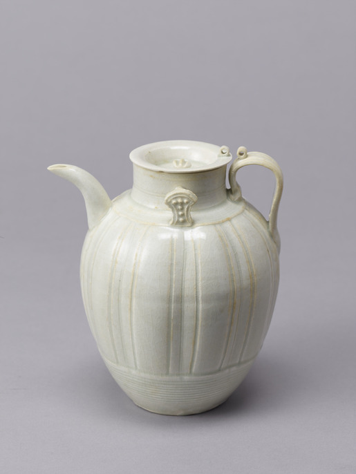 青白磁瓜形水注 | Cultural Japan