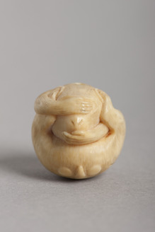 龍銘有 彫刻猴図根付印籠 BL2--4 龍銘有 彫刻猴図根付印籠 BL2--4