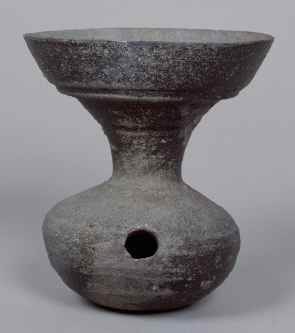 古鉄製　飛蝗　置物　時代箱付　C　R3793 古鉄製 飛蝗 置物 時代箱付 C R3793