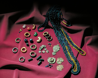 飛鳥寺塔心礎埋納物