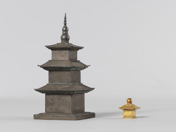 希少 仏教美術 舎利容器 ストゥーパ 仏塔 アンティーク 骨董 チーク