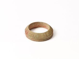 Stone bracelet (Objects from Hokuwajōnan tumulus, Excavated from Northern Nara or Southern Kyoto)