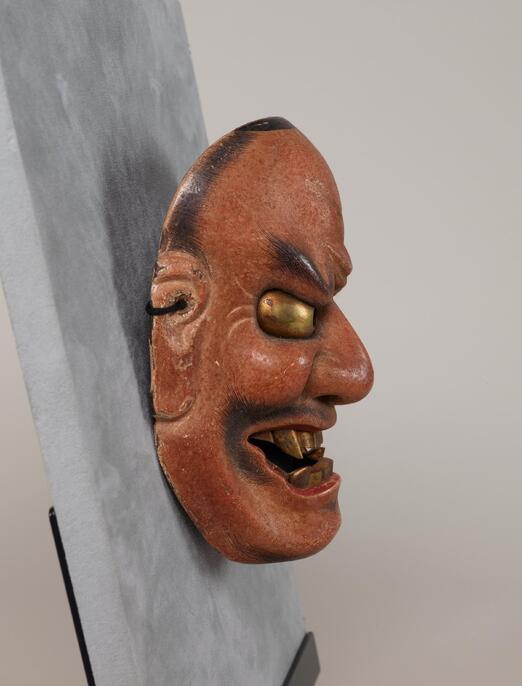 能面 姥 山本童悦作 烙印あり、能面袋、箱付き 美品 (B1) 佐野美術館 | 能面・狂言面