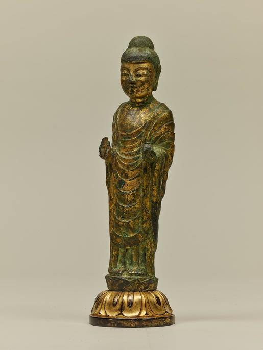 【最安値セール】在銘「左手に薬壺を持つ薬師如来立像　桐一木造施金　秀男作」　　仏教美術工芸 仏像