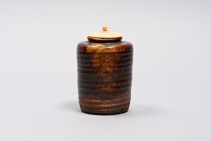 陶器 茶入 ColBase