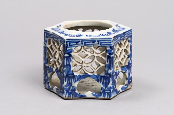 巨大 Blew オブシディアン 六角柱 オブジェ 置物 観賞用 巨大 Blew オブシディアン 六角柱 オブジェ 置物 観賞用 巨大 Blew