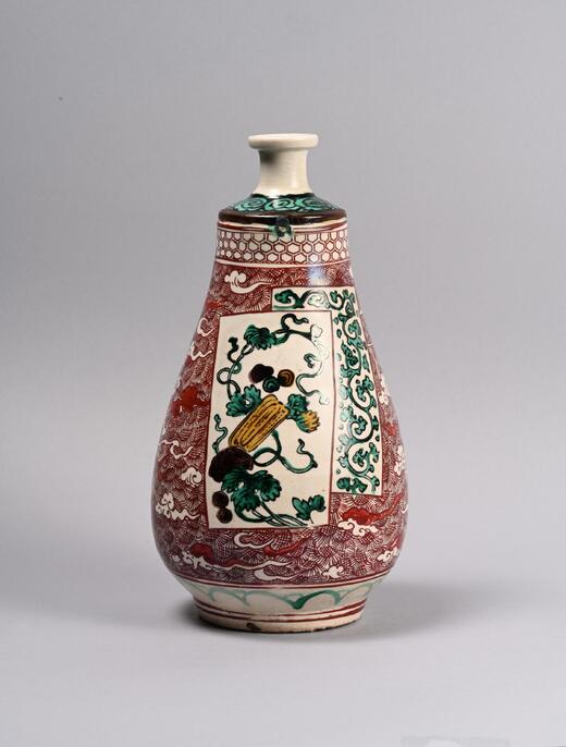 長田恵 さんの器 Gallery NOW - Gallery NOW added a new photo — at Gallery NOW.