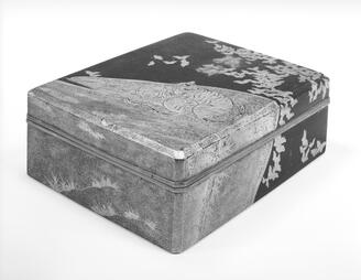 料紙箱 猫ニ蝶蒔絵 無銘