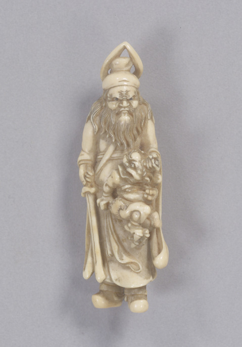 時代提物 彩色人物根付 天然素材 在銘【鍾馗様鬼退治】高さ4.6cm 重さ22ｇ ColBase