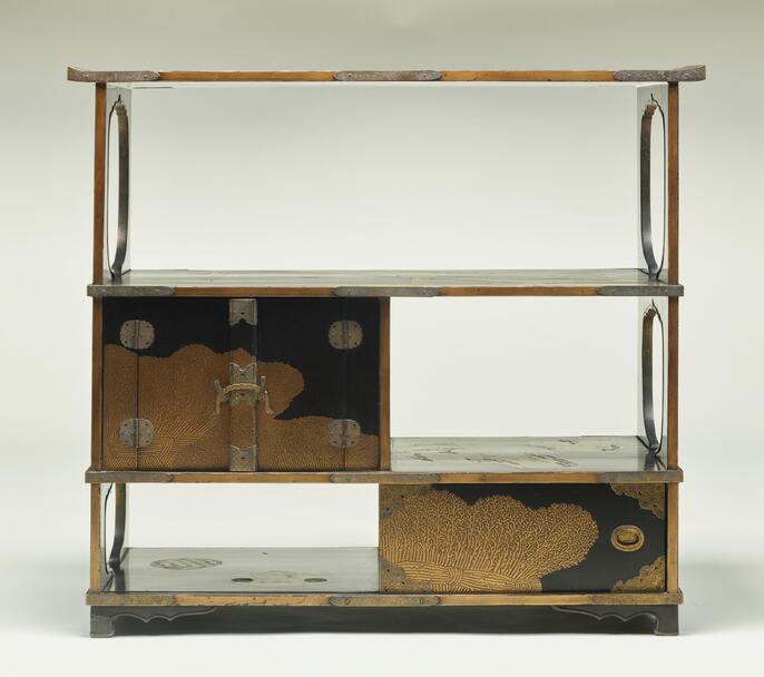 2130様感謝‼️JAPAN貴人の蒔絵天然木本漆 超絶のアミメ網目＆うめ懐石膳2客