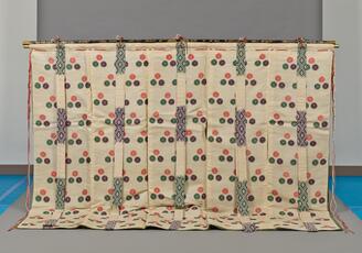 Birei no Kichodai (Stand for decorative cloth partition), Design of pine branches in maki-e lacquer