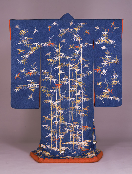 今週のみ！赤い花と鶴の刺繍の打掛 色打掛】u016 深赤横金刺繍飛鶴（打掛 花嫁衣装 婚礼