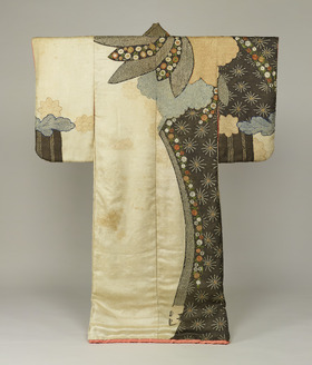 鹿の子　正絹　着物　日本刺繍　雪輪　雲　花　菊　レトロ　骨董　アンティーク　綸子 鹿の子 正絹 着物 日本刺繍 雪輪 雲 花 菊 レトロ 骨董 アンティーク