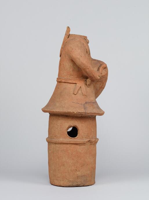 テコチチ　素晴らしい時代人形です。春山作　古いものす。元箱、台付 ColBase