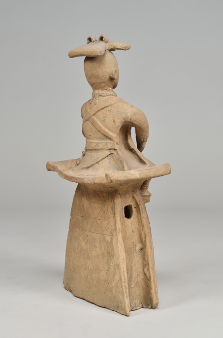 埴輪 甲冑形埴輪 文化遺産オンライン