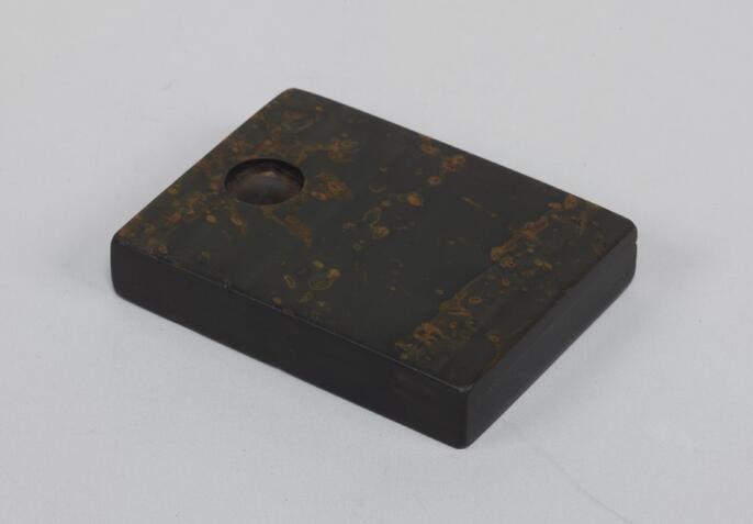 中国古美術品　神獣彫硯　雪浪金星硯　清の時代　高鳳翰 京都の彫金・錺職人 竹影堂 榮真 | 古美術八光堂の骨董品買取ブログ