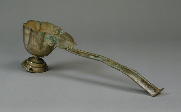 中国 古銅青銅 花草文 香炉 N 9810 中国 古銅青銅 花草文 香炉 N 9810