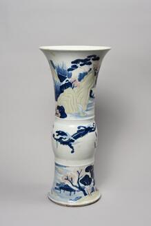 青磁青花釉裏紅山水図尊