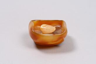 蓮水鳥形瑪瑙水丞