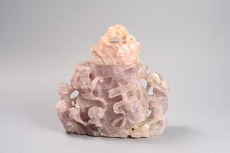 蝦蟇鉄拐彫芙蓉石瓶