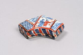 Incense Container with Figures