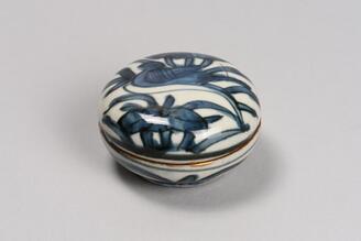 Incense Container with Waterbirds