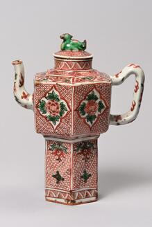 五彩花文六角水注