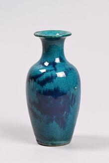 青釉地紫頽釉花瓶