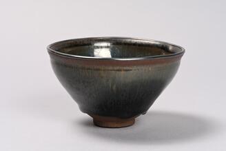 Bowl, Black glaze with hare's fur marks