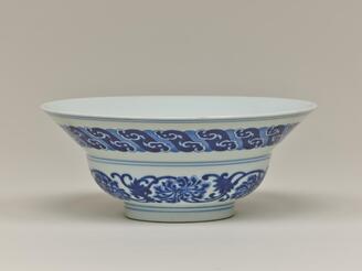 青花唐草文鉢