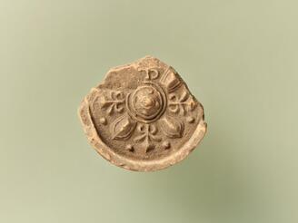 平壌土城蓮花草花文鐙瓦