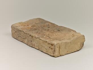 Brick, Hunting scene design