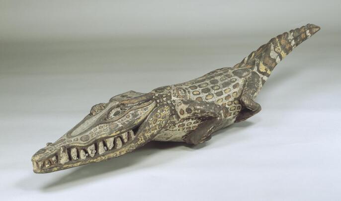 ワニの彫刻 ColBase